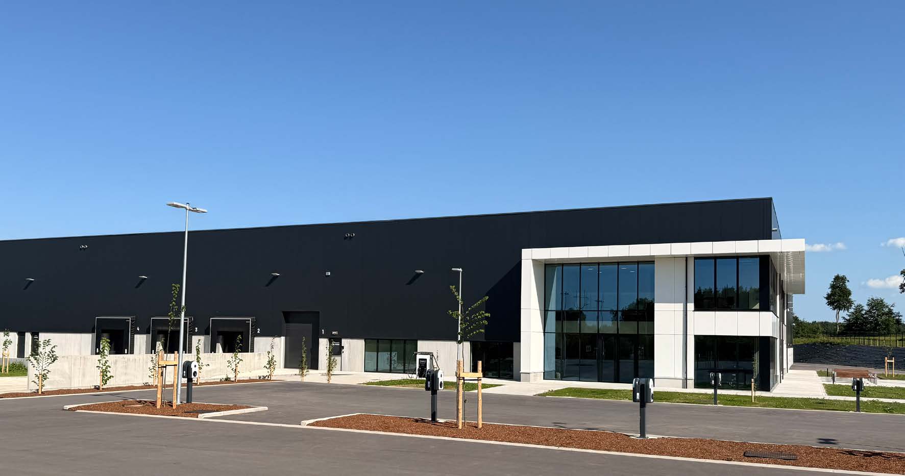 L'usine Heinen de Waimes vue depuis le parking visiteurs